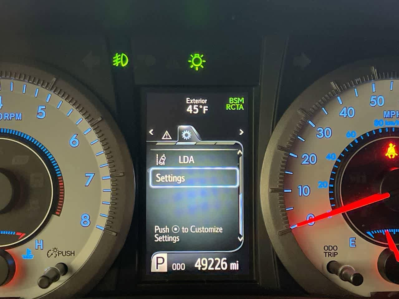 Thumbnail: 2020 Toyota Sienna - 15