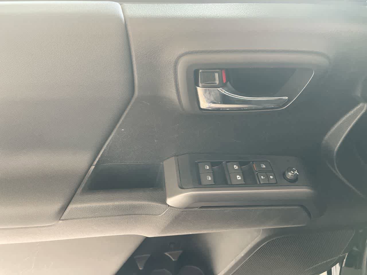 Thumbnail: 2023 Toyota Tacoma - 13