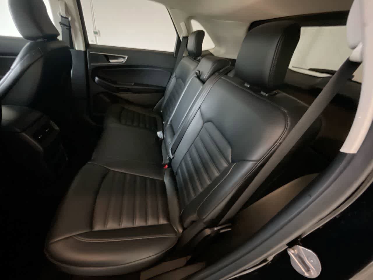 Thumbnail: 2024 Ford Edge - 21