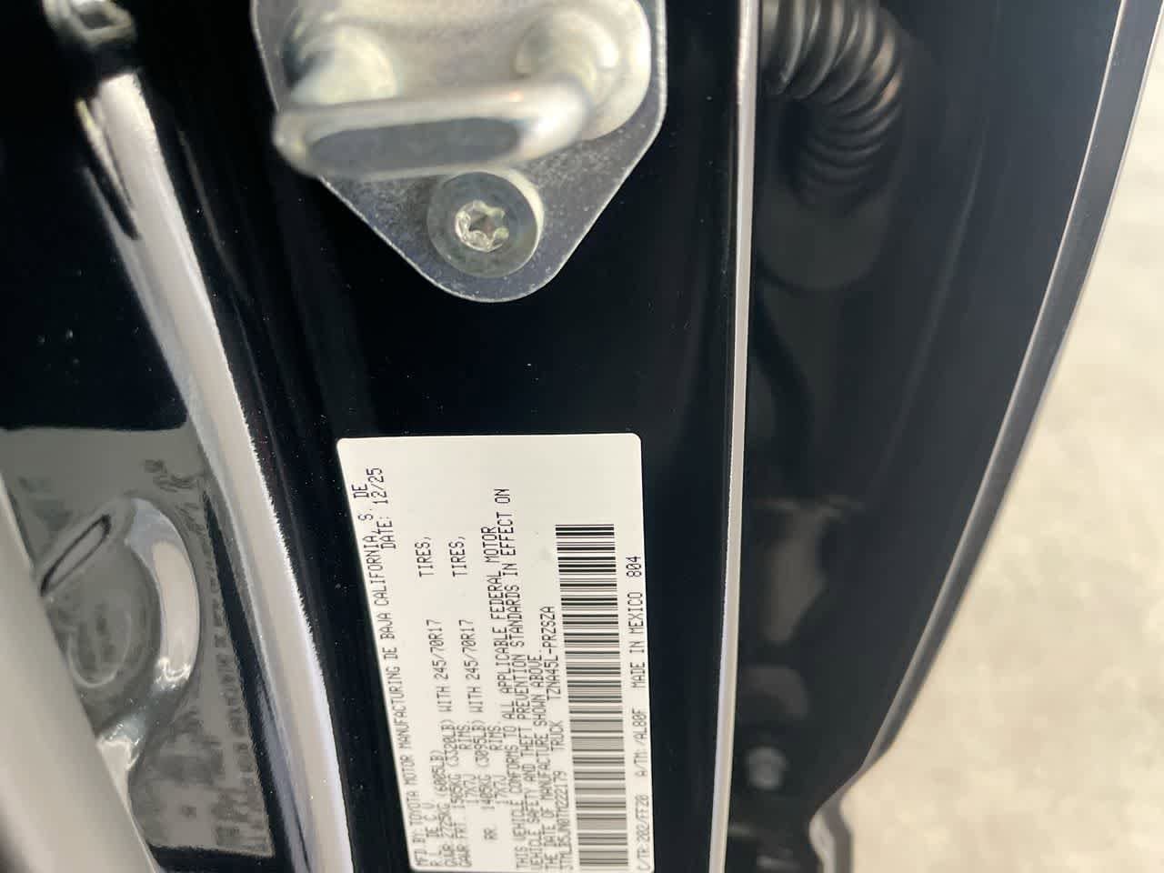 2026 Toyota Tacoma SR5 - Photo 27
