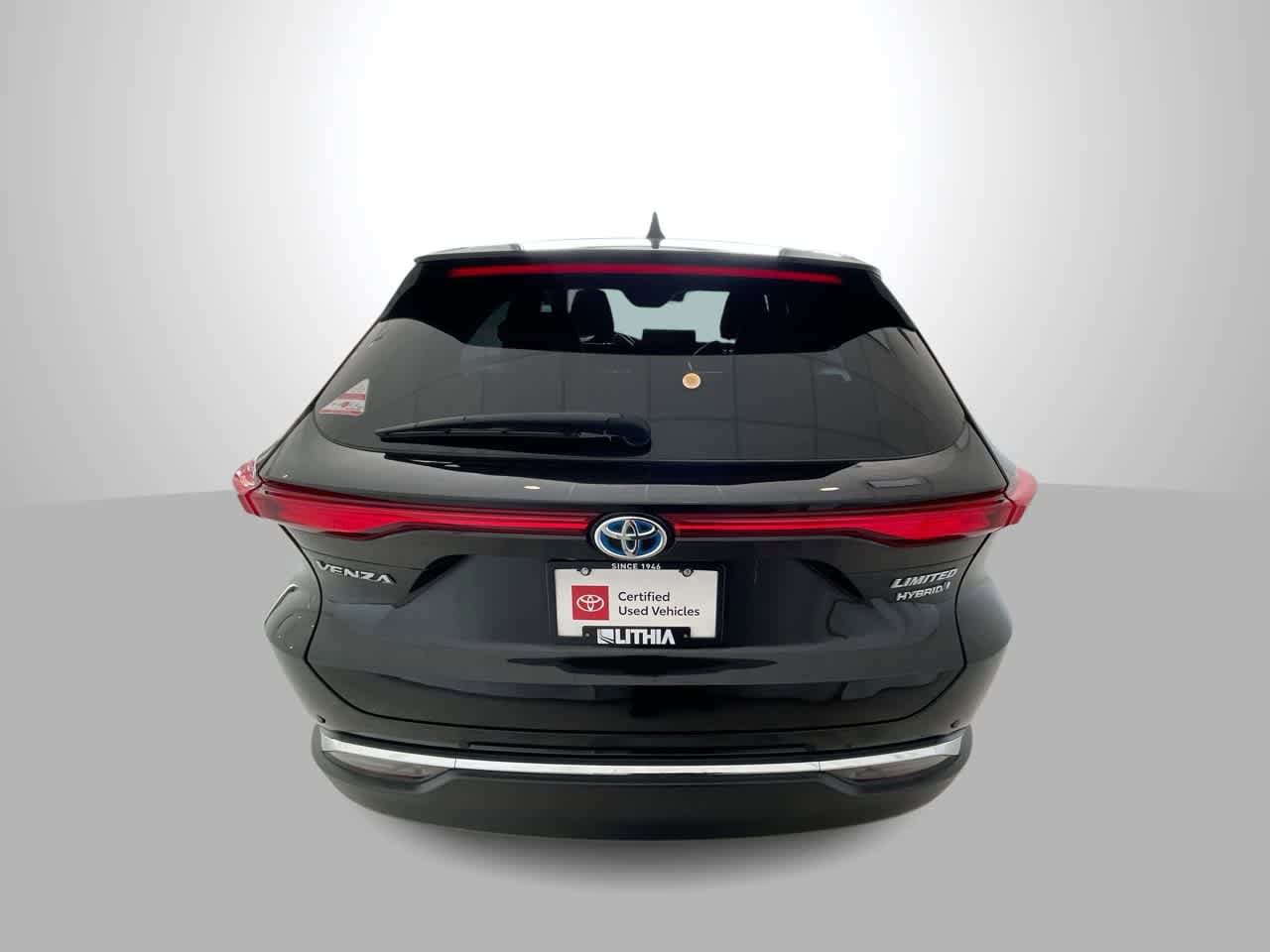 Thumbnail: 2021 Toyota Venza - 7