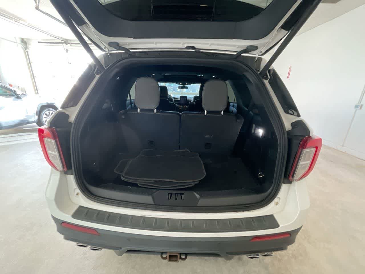 Thumbnail: 2021 Ford Explorer - 26