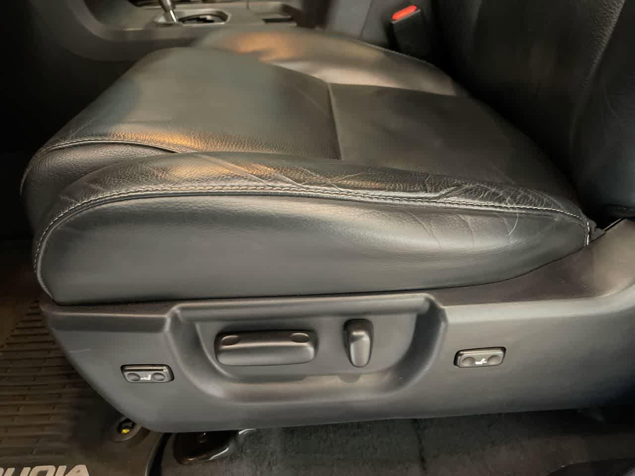 Thumbnail: 2019 Toyota Sequoia - 12