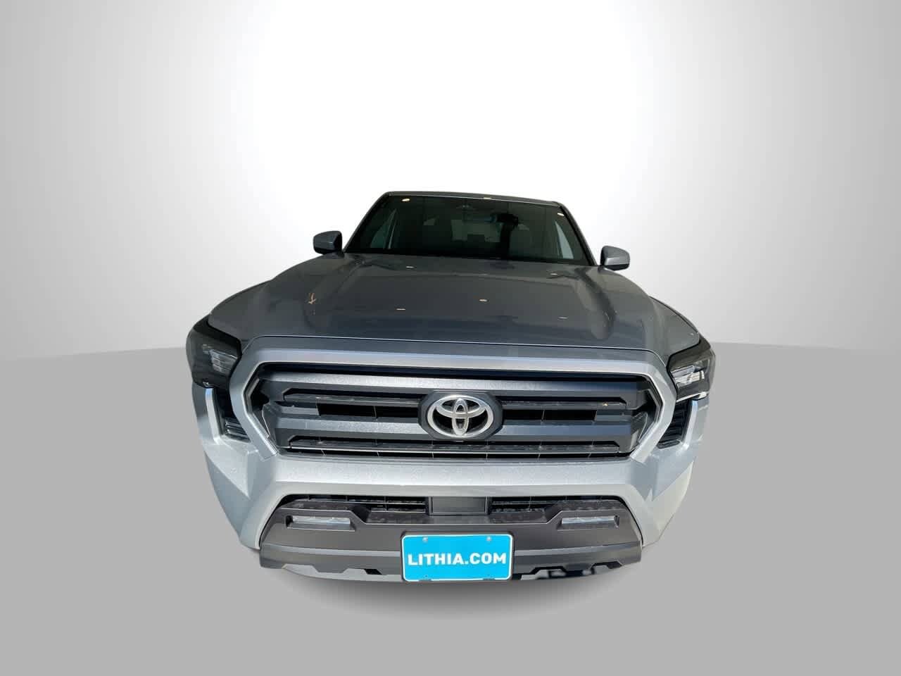 2025 Toyota Tacoma SR5 4x4 Long Bed photo 3