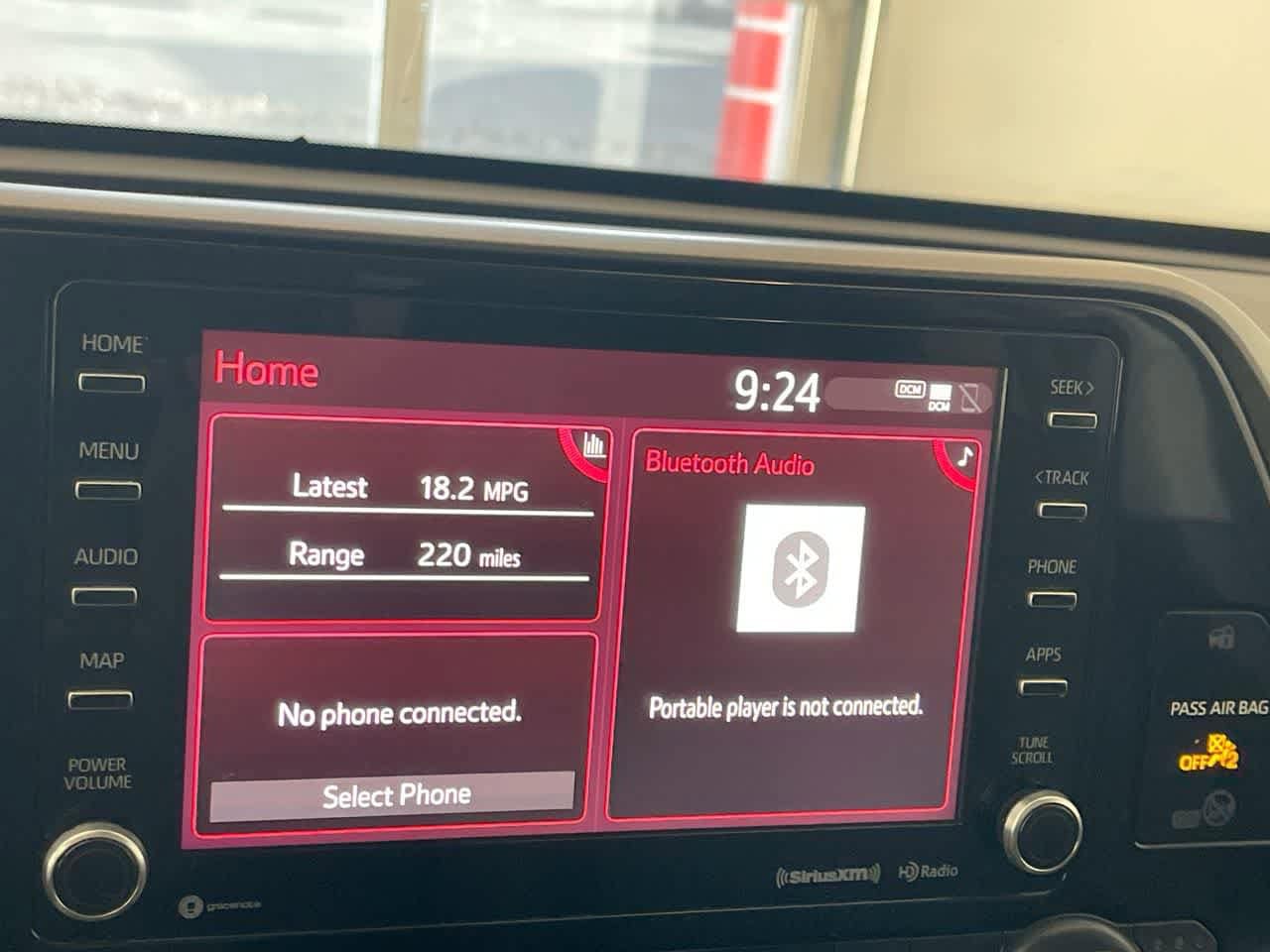 Thumbnail: 2020 Toyota Highlander - 16