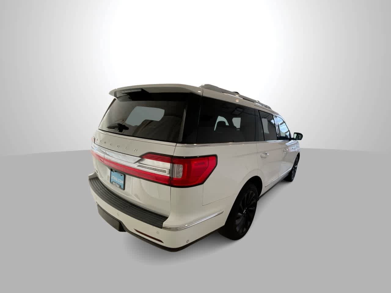 Thumbnail: 2020 Lincoln Navigator - 14