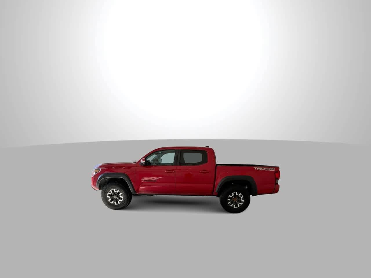 Thumbnail: 2019 Toyota Tacoma - 5