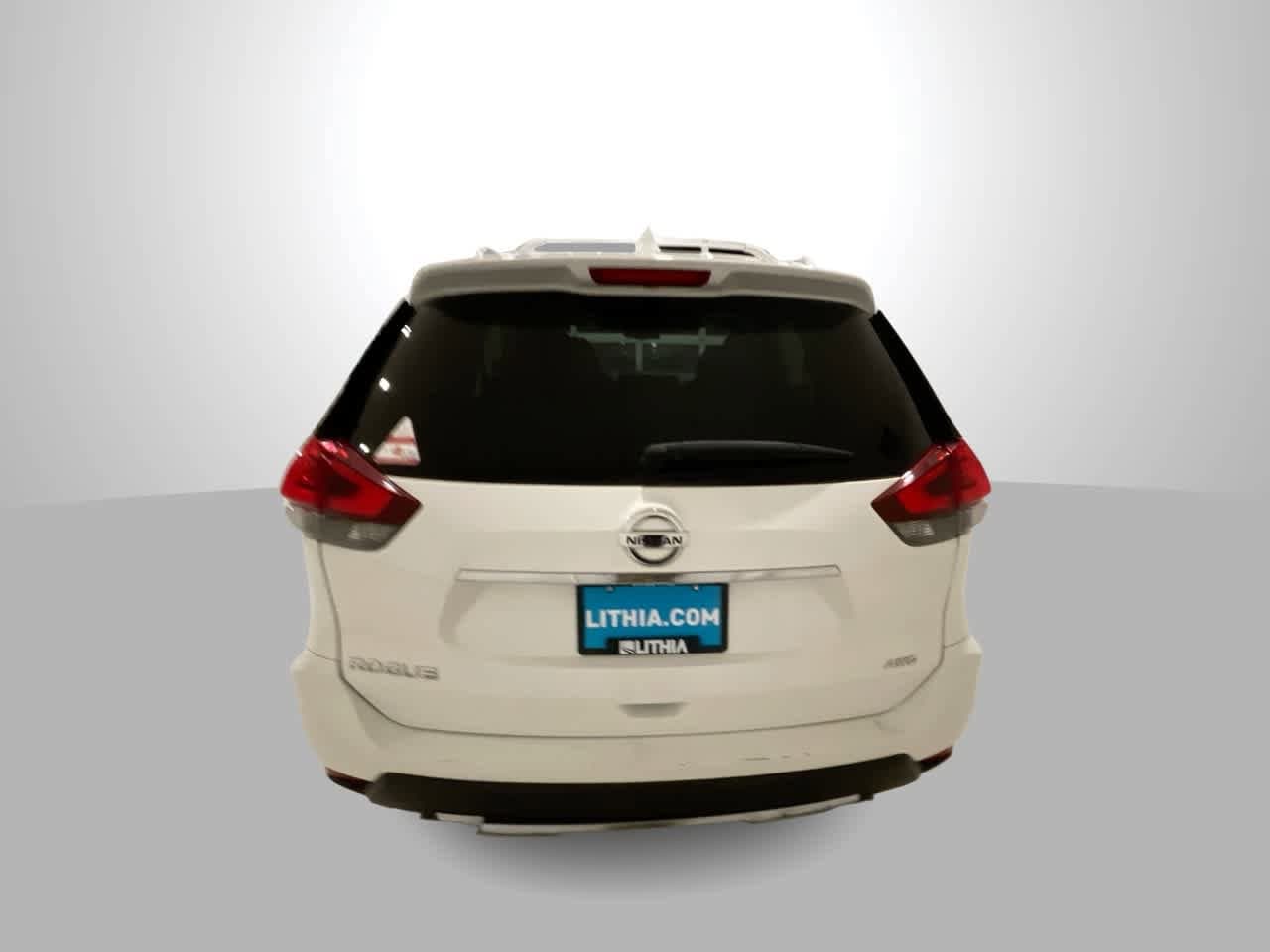 Thumbnail: 2017 Nissan Rogue - 7