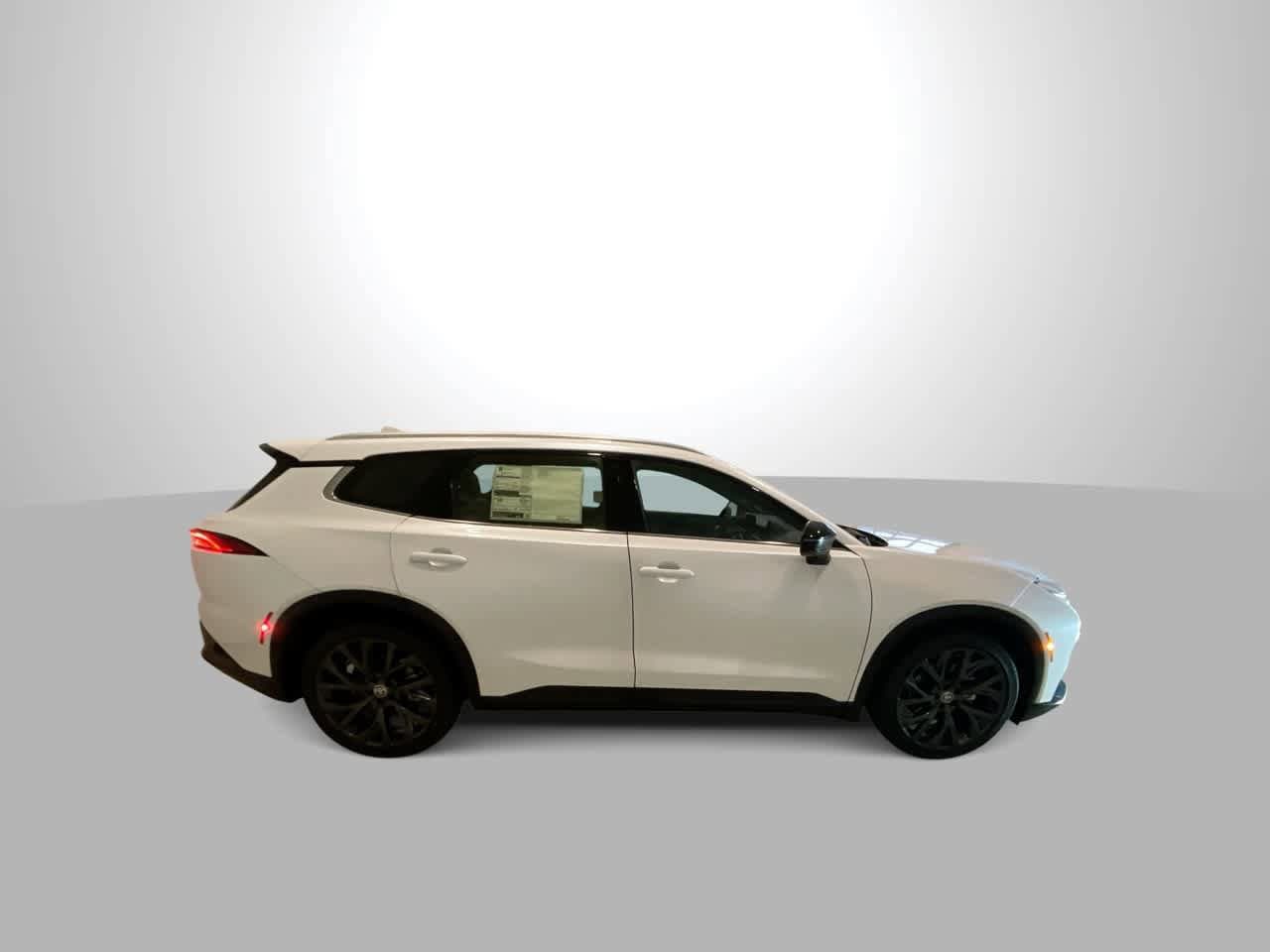 Thumbnail: 2025 Toyota Crown Signia - 9