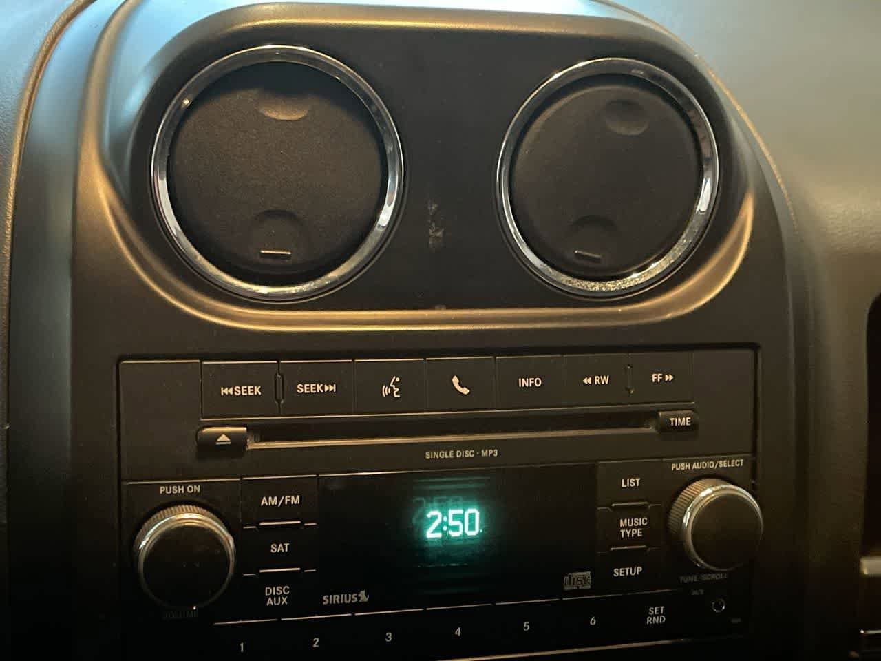 Thumbnail: 2011 Jeep Patriot - 16