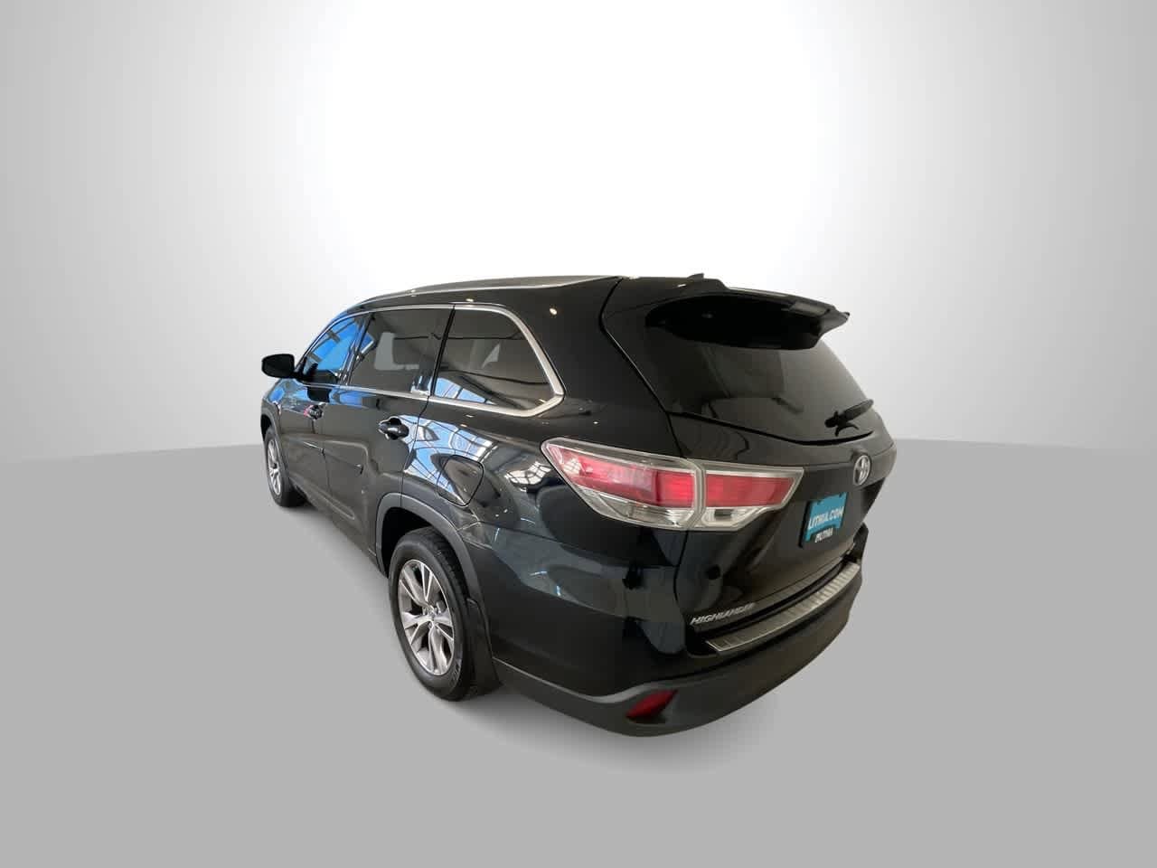 Thumbnail: 2015 Toyota Highlander - 6