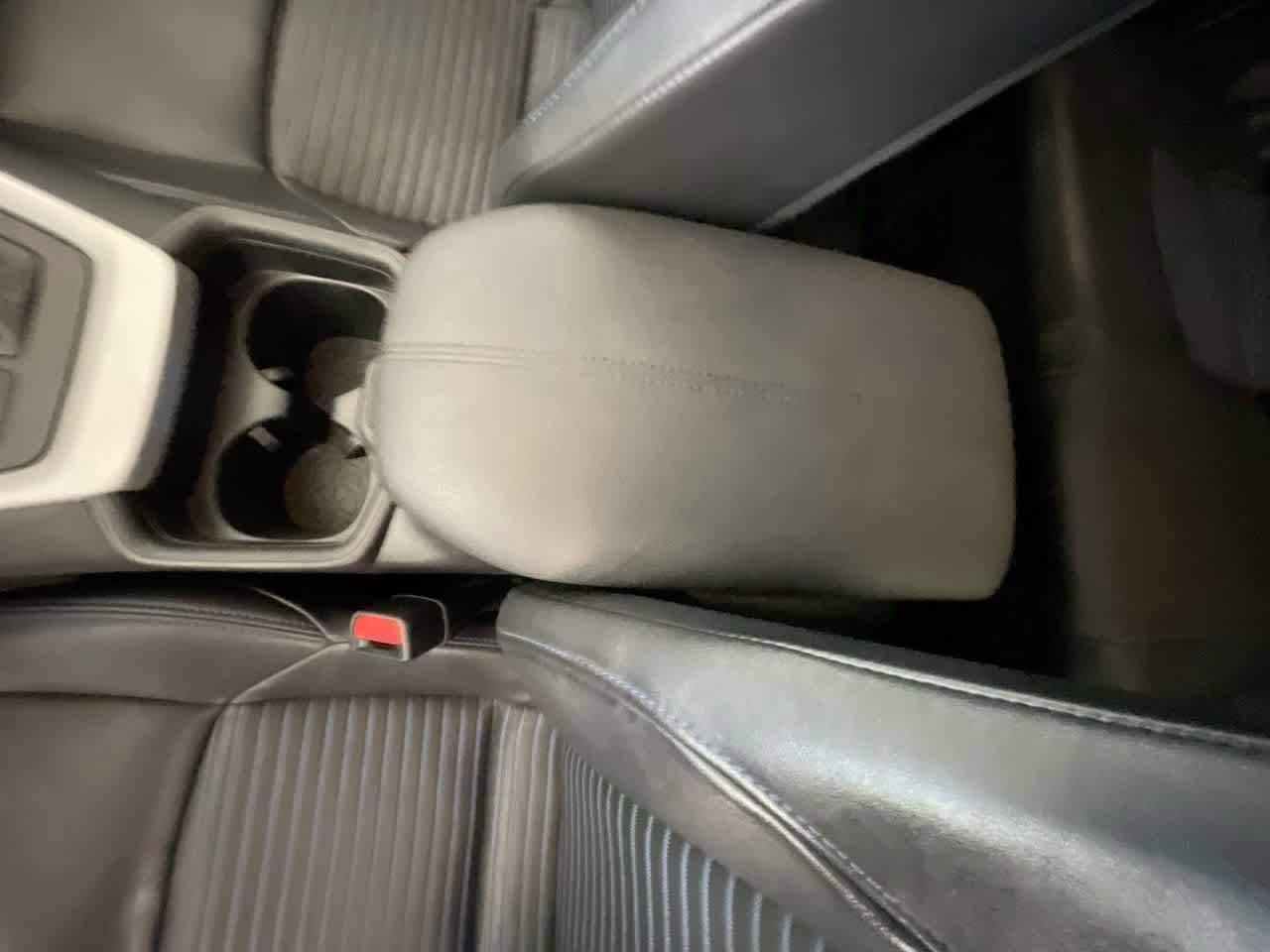 Thumbnail: 2021 Toyota RAV4 - 18