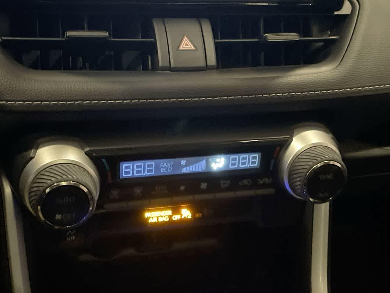 Thumbnail: 2021 Toyota RAV4 - 19