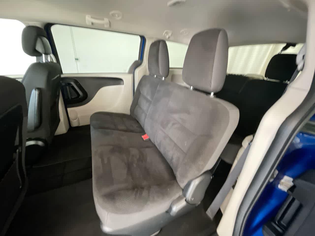 Thumbnail: 2019 Dodge Grand Caravan - 21