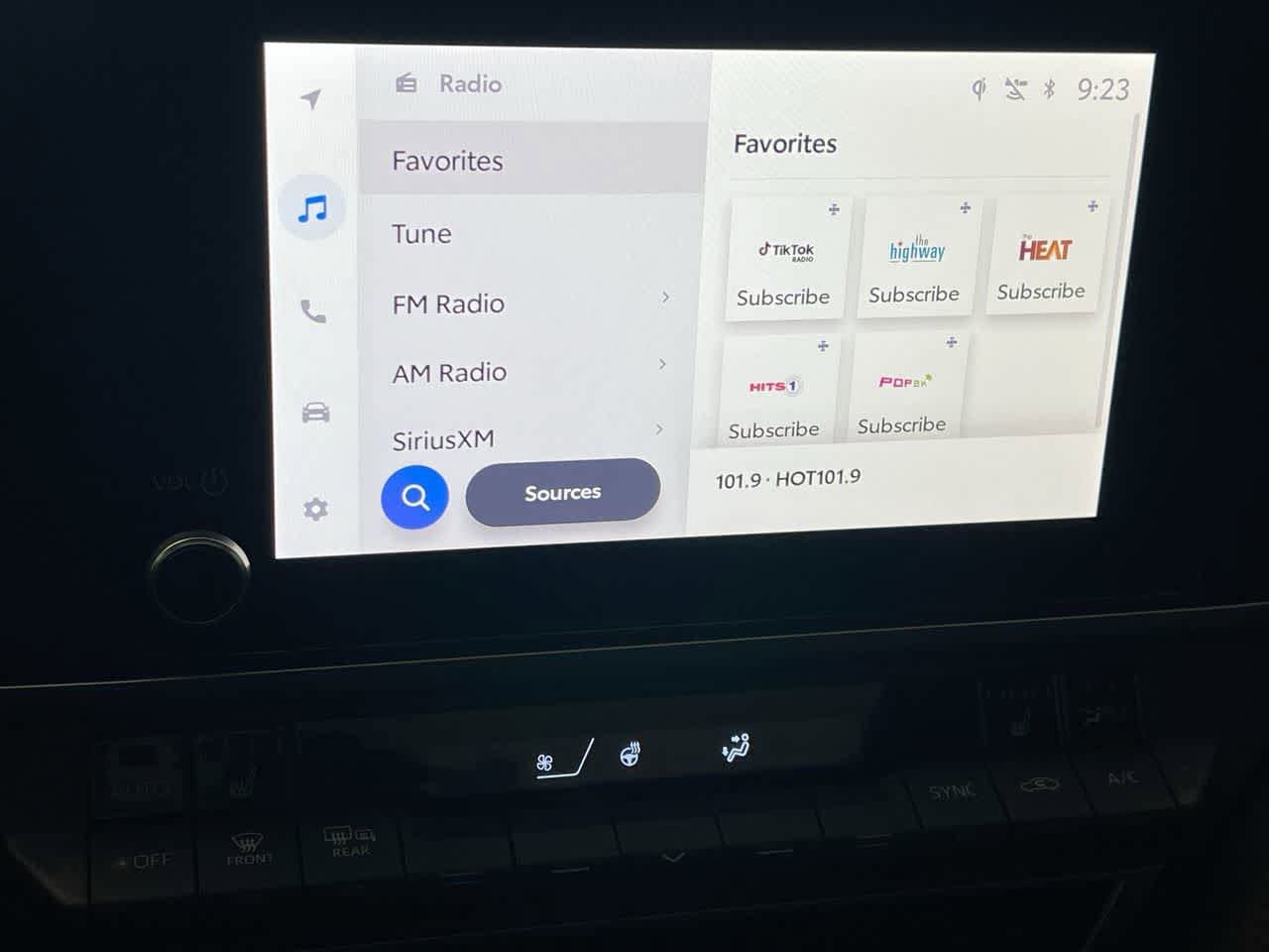 Thumbnail: 2025 Toyota Camry - 16