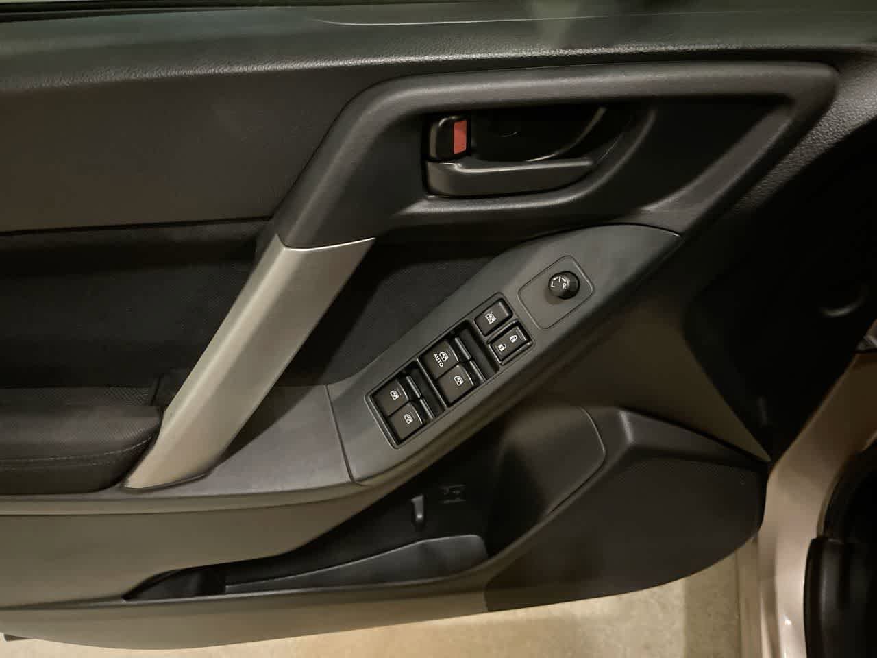 Thumbnail: 2015 Subaru Forester - 13