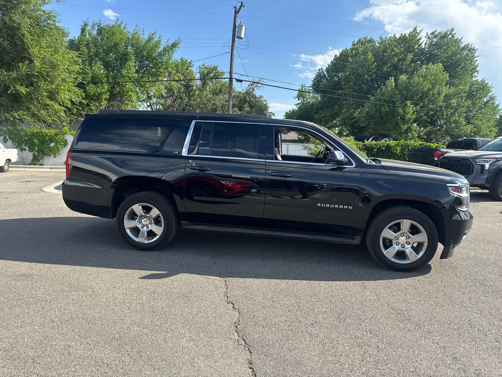 Thumbnail: 2018 Chevrolet Suburban - 10