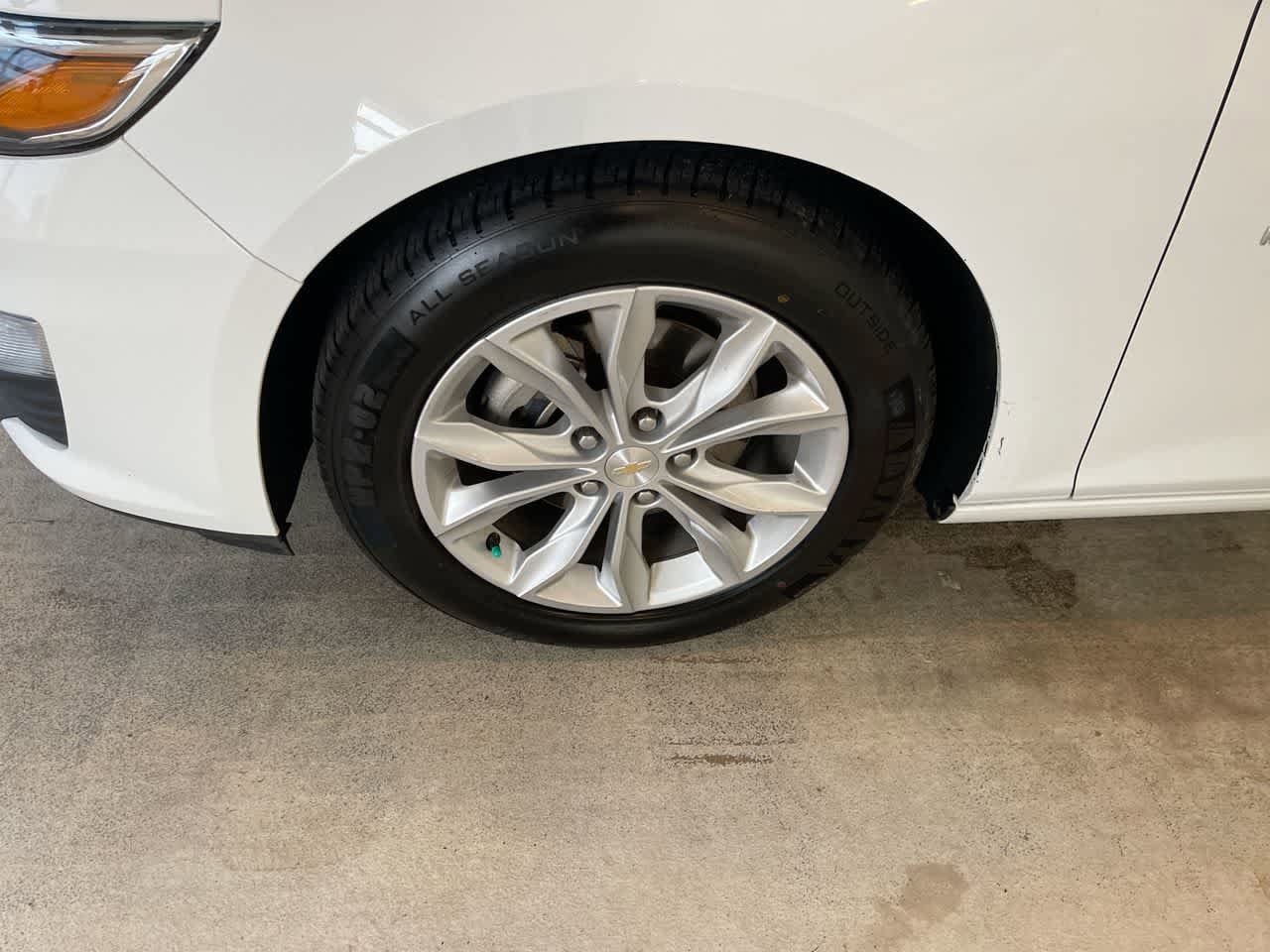 Thumbnail: 2023 Chevrolet Malibu - 10