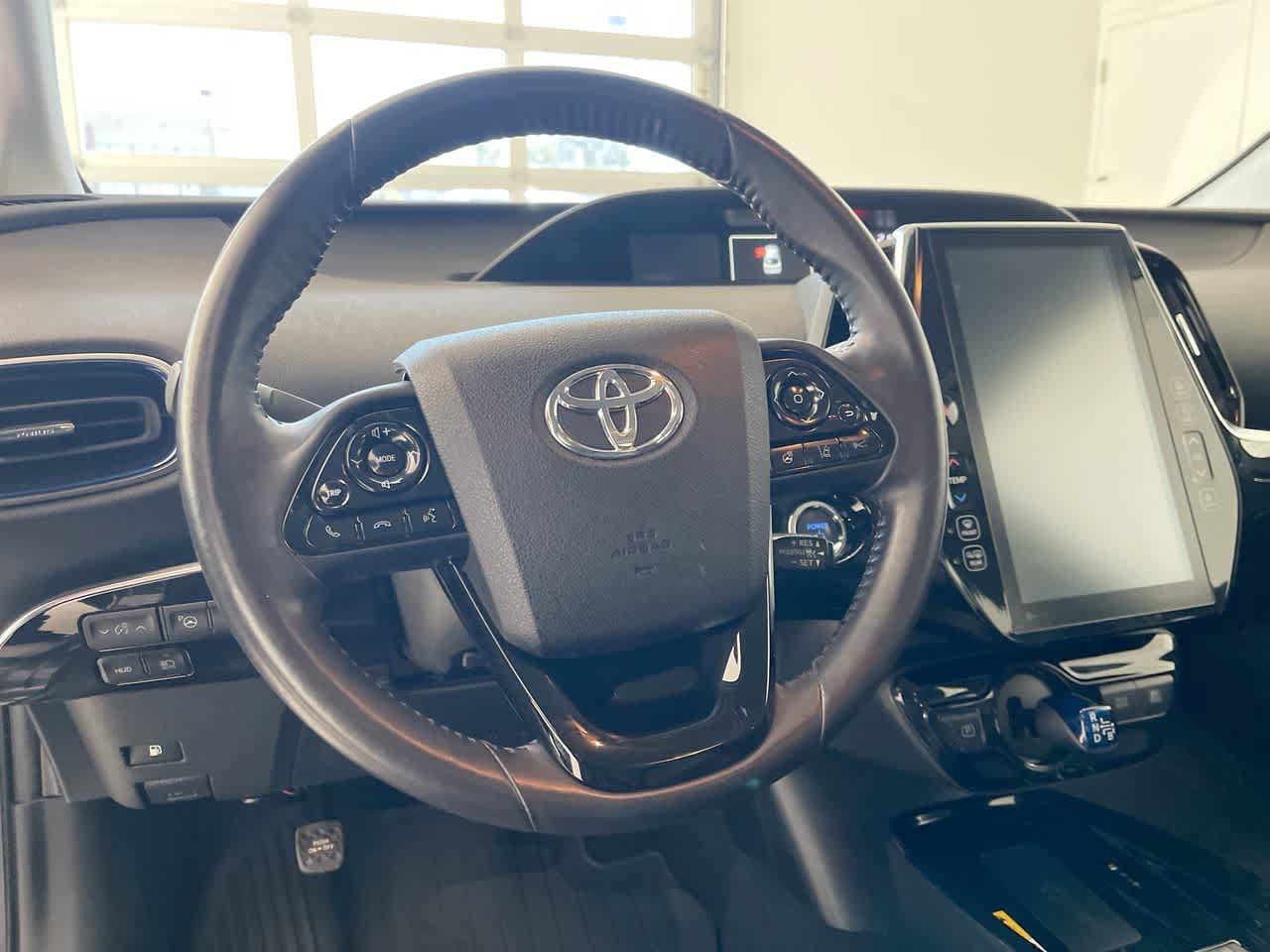 Thumbnail: 2020 Toyota Prius - 14