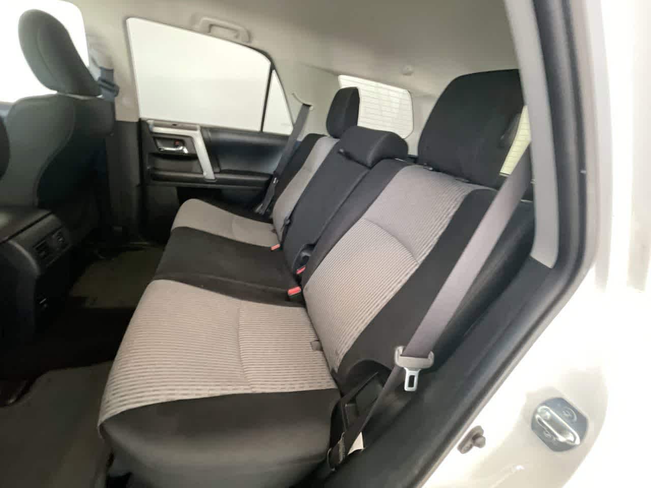 Thumbnail: 2017 Toyota 4Runner - 21