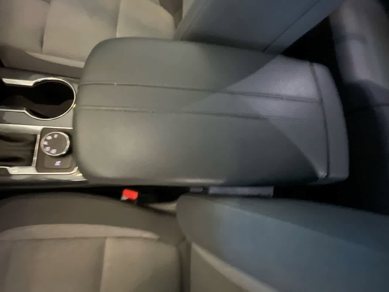 Thumbnail: 2019 Chevrolet Blazer - 21