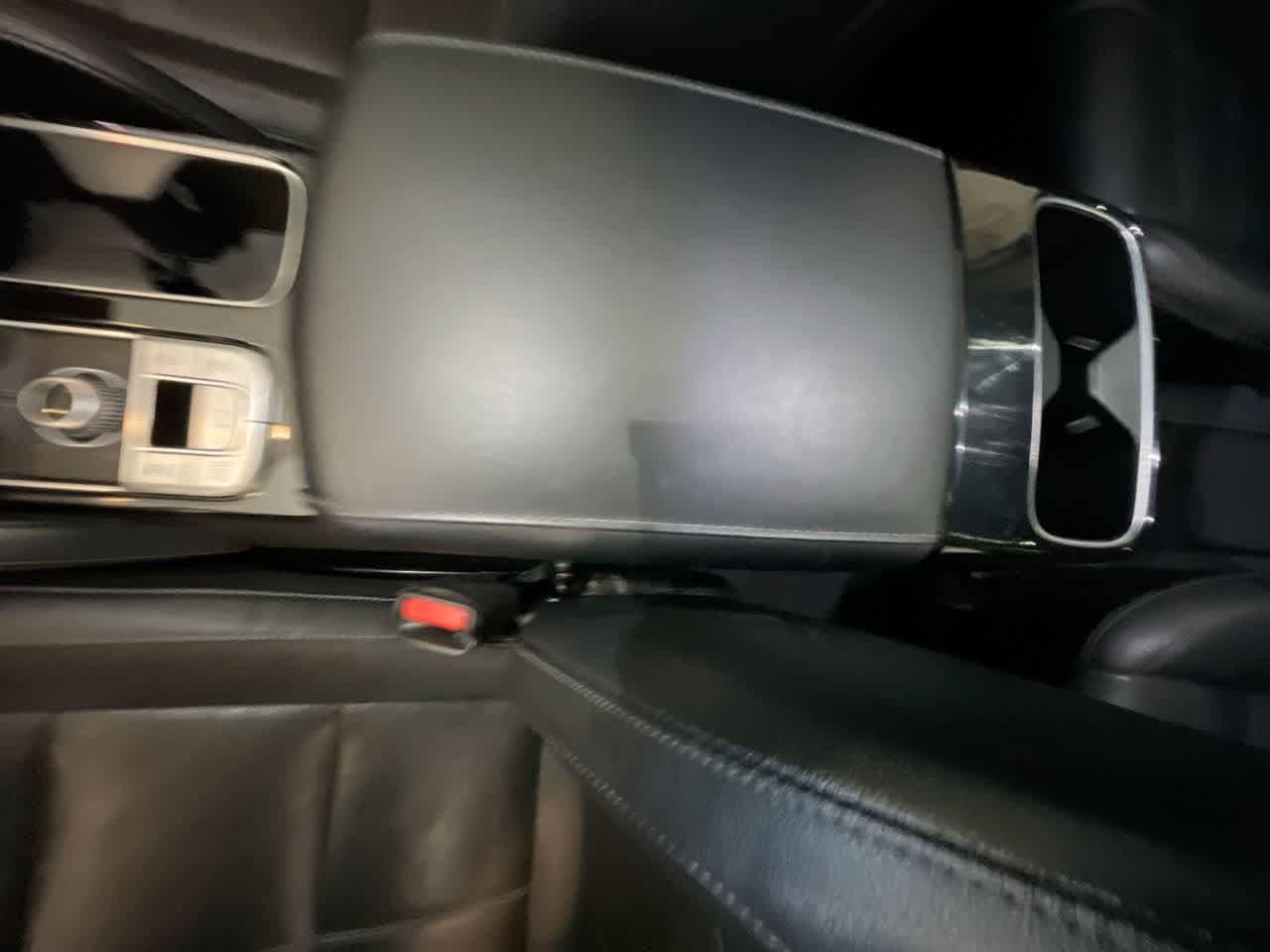 Thumbnail: 2022 Kia Telluride - 21