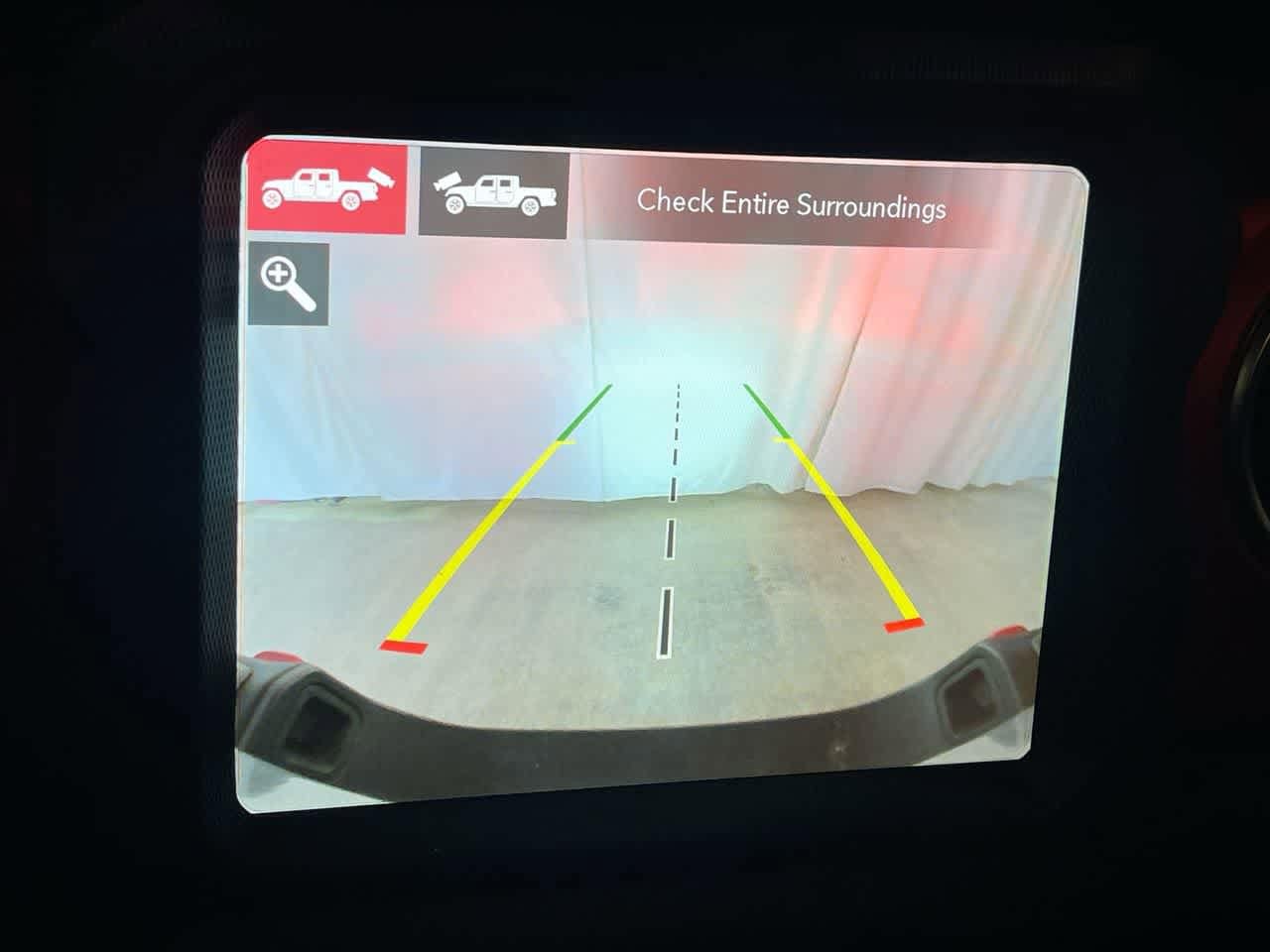 Thumbnail: 2020 Jeep Gladiator - 17