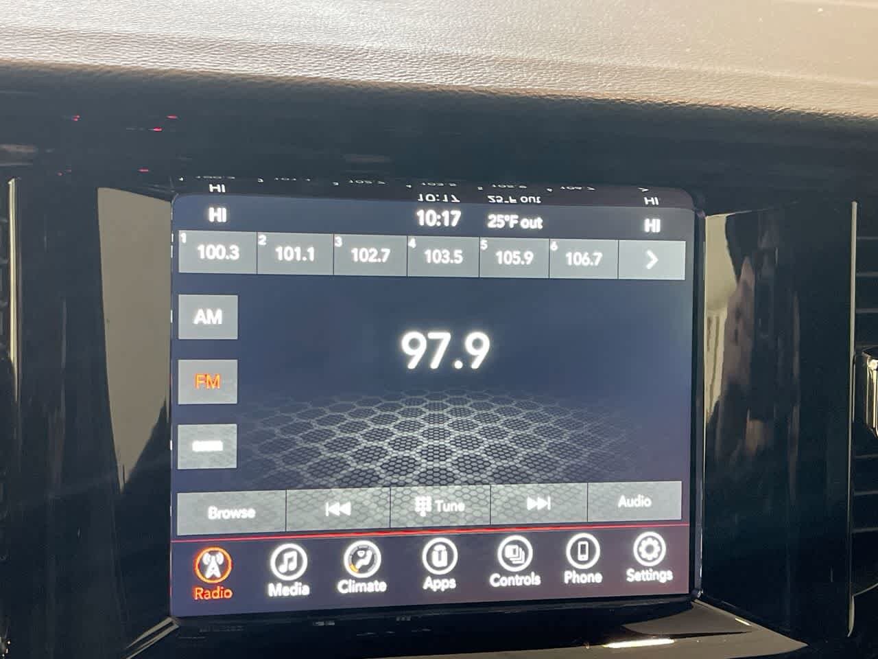 Thumbnail: 2021 Dodge Durango - 16