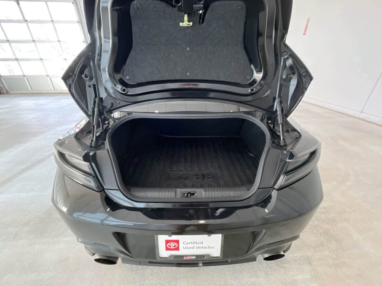 Thumbnail: 2024 Toyota GR86 - 22