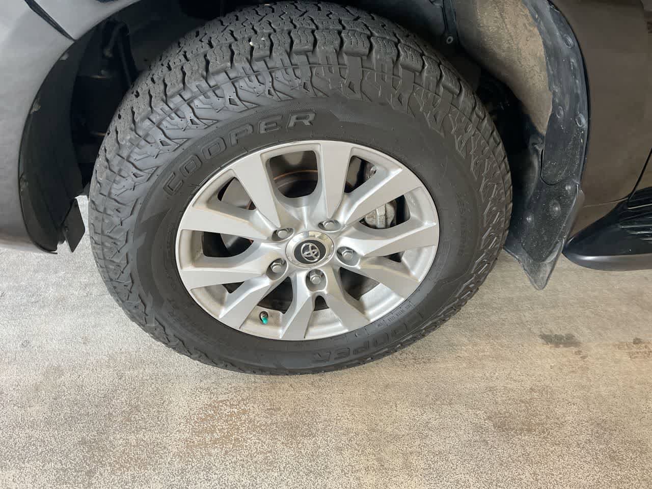 Thumbnail: 2021 Toyota Land Cruiser - 10