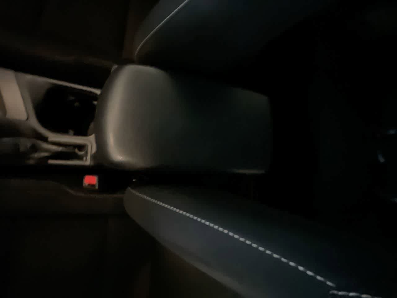 Thumbnail: 2018 Toyota RAV4 - 20