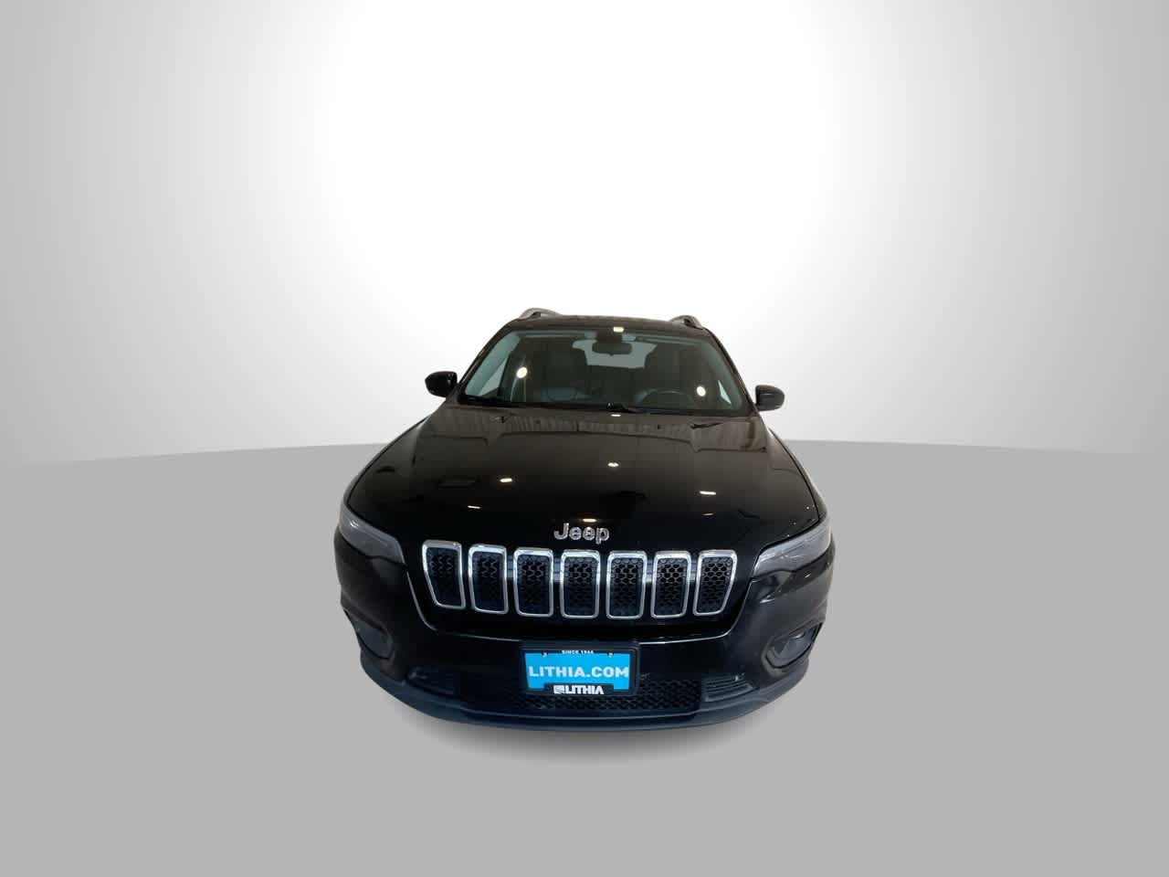 Thumbnail: 2019 Jeep Cherokee - 3