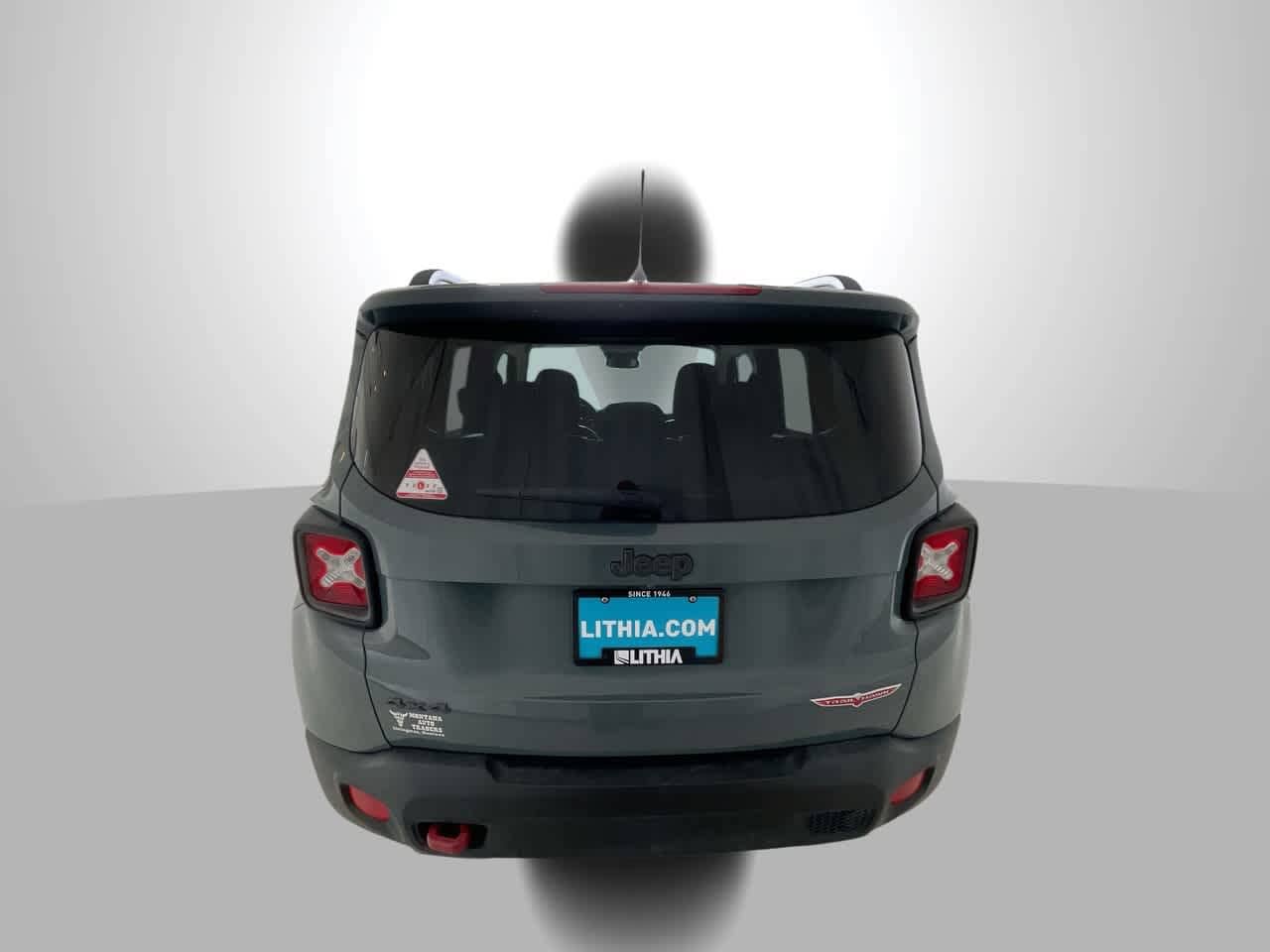 Thumbnail: 2015 Jeep Renegade - 8