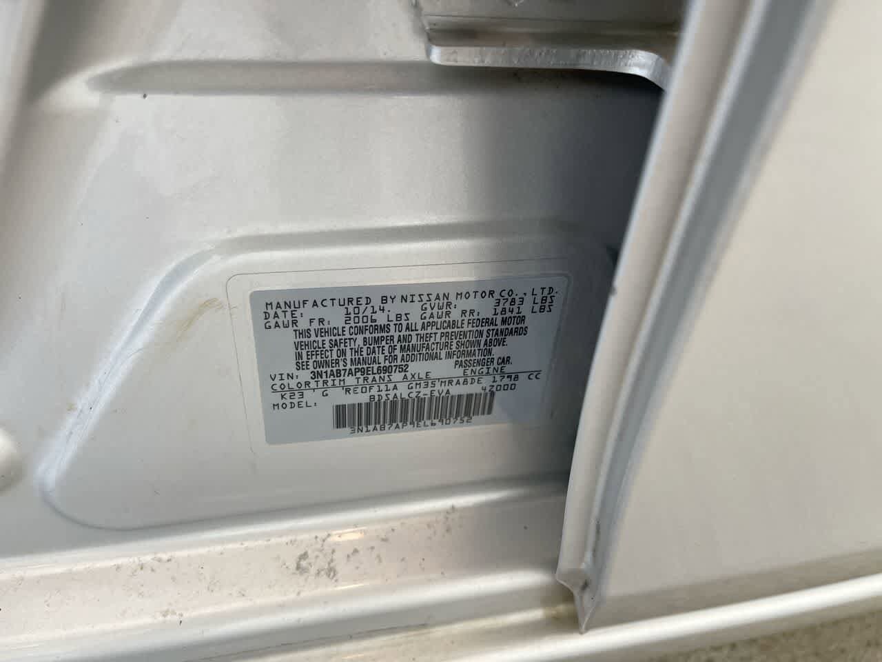 Thumbnail: 2014 Nissan Sentra - 25