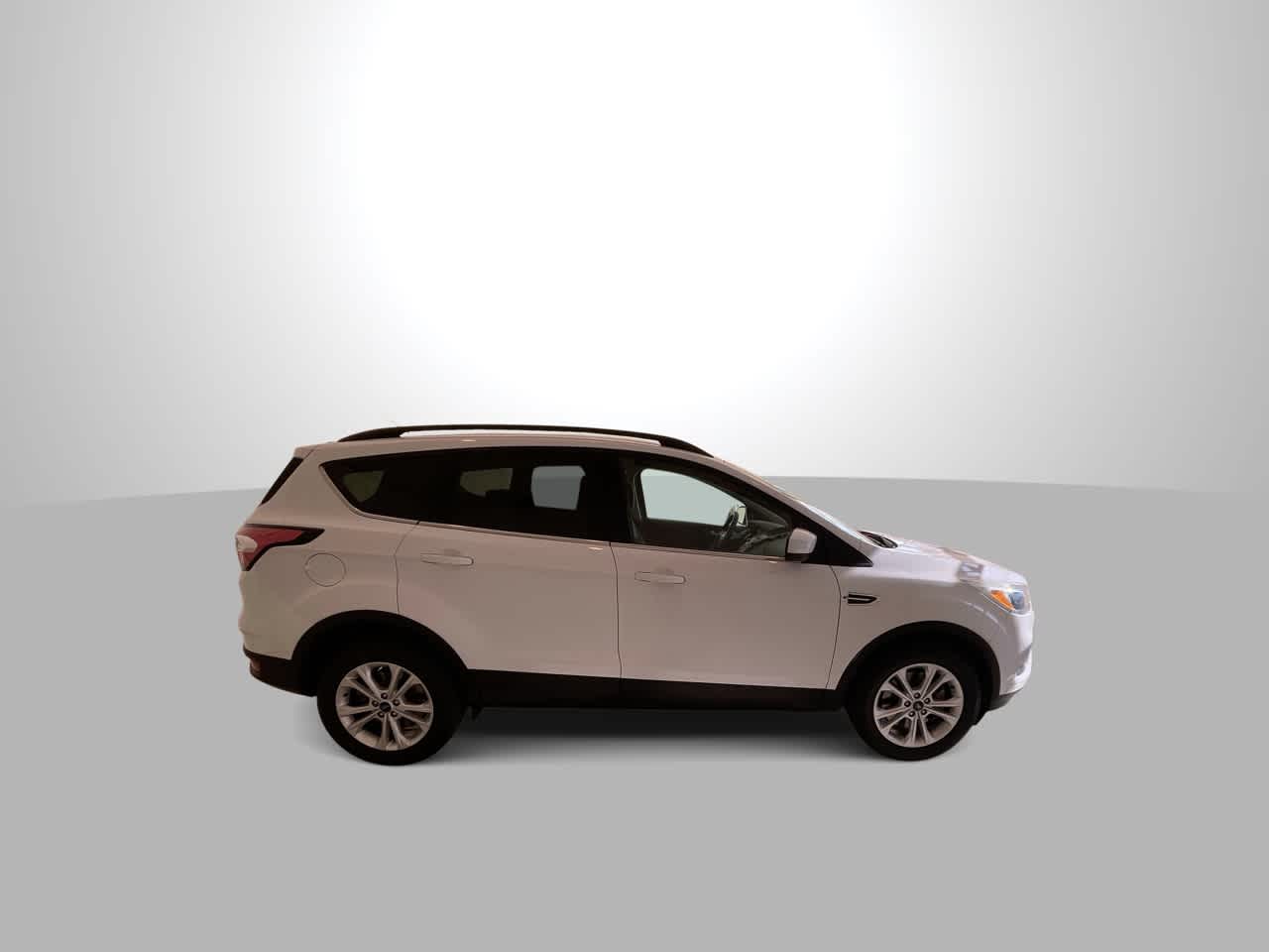 Thumbnail: 2018 Ford Escape - 9