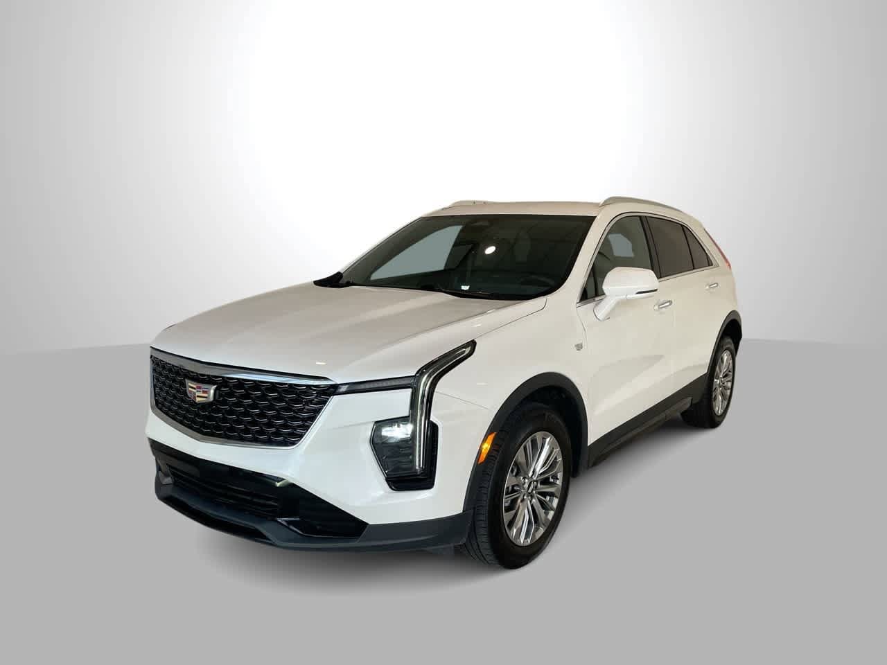 Thumbnail: 2024 Cadillac XT4 - 1