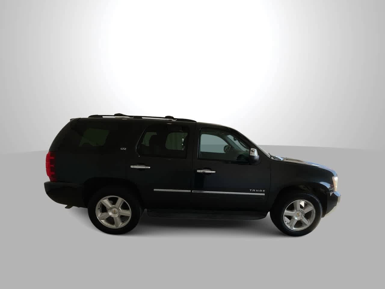 Thumbnail: 2011 Chevrolet Tahoe - 9