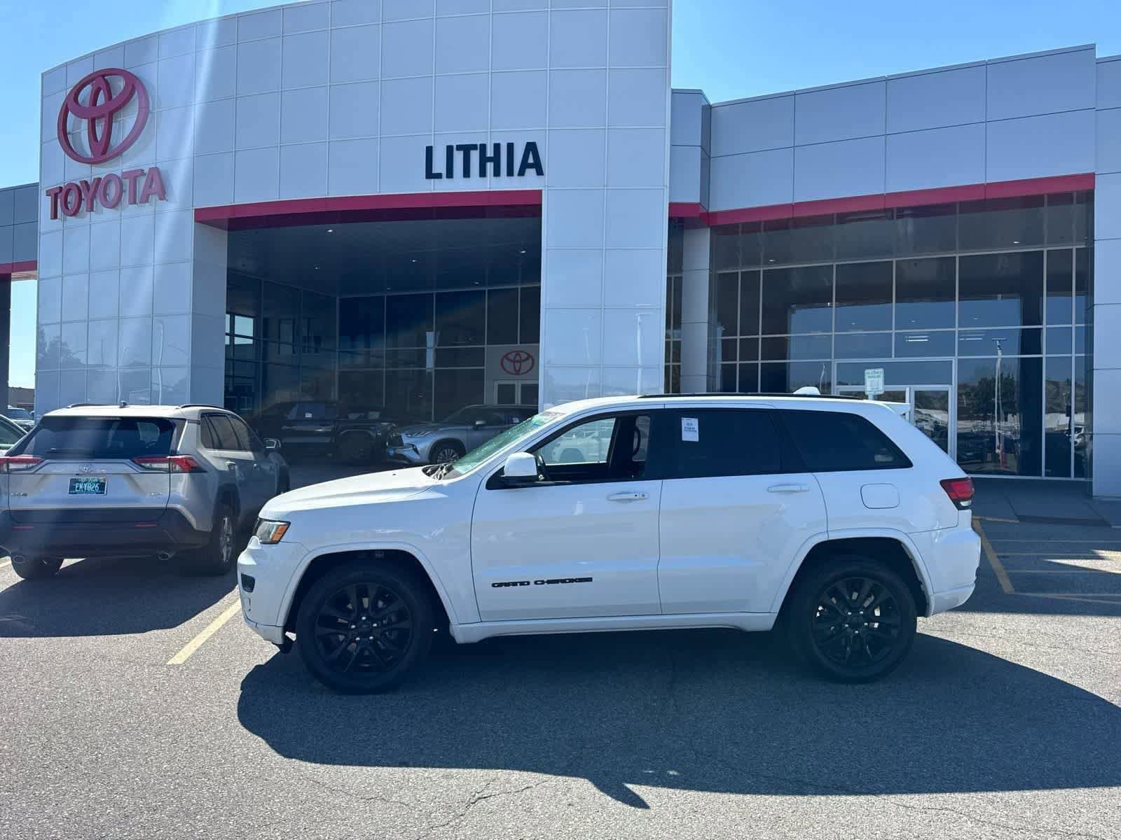 Thumbnail: 2018 Jeep Grand Cherokee - 1