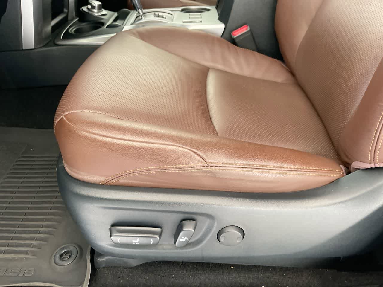 Thumbnail: 2024 Toyota 4Runner - 12