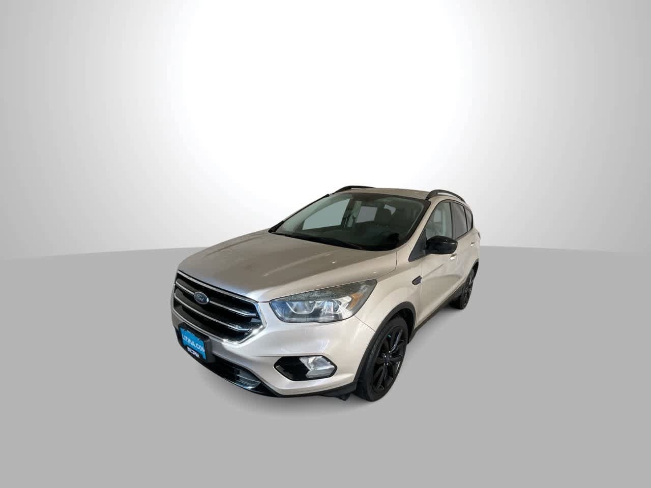 Thumbnail: 2017 Ford Escape - 4