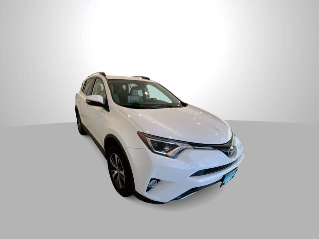 Used 2018 Toyota RAV4 XLE Sport Utility