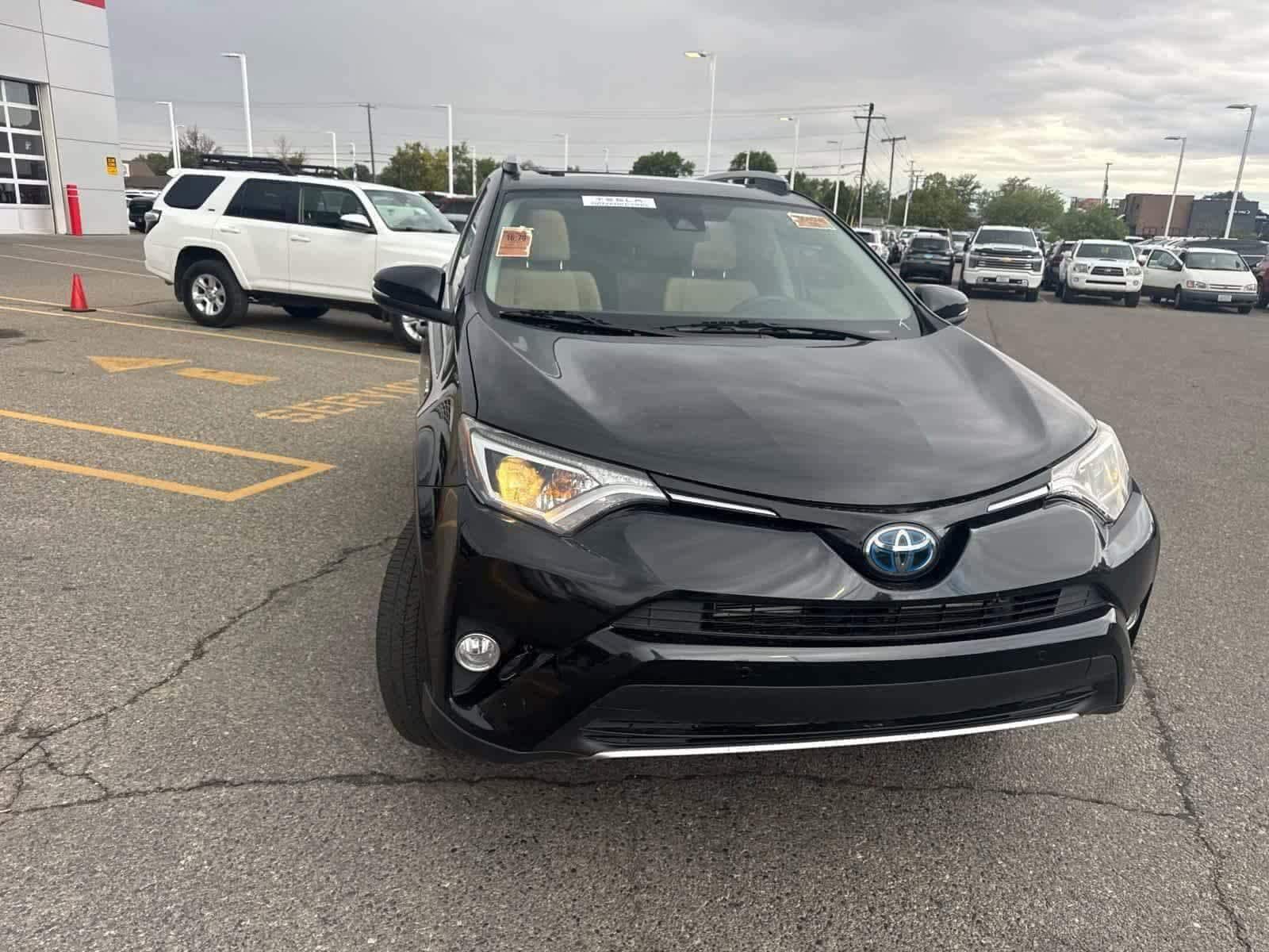 Thumbnail: 2016 Toyota RAV4 - 6