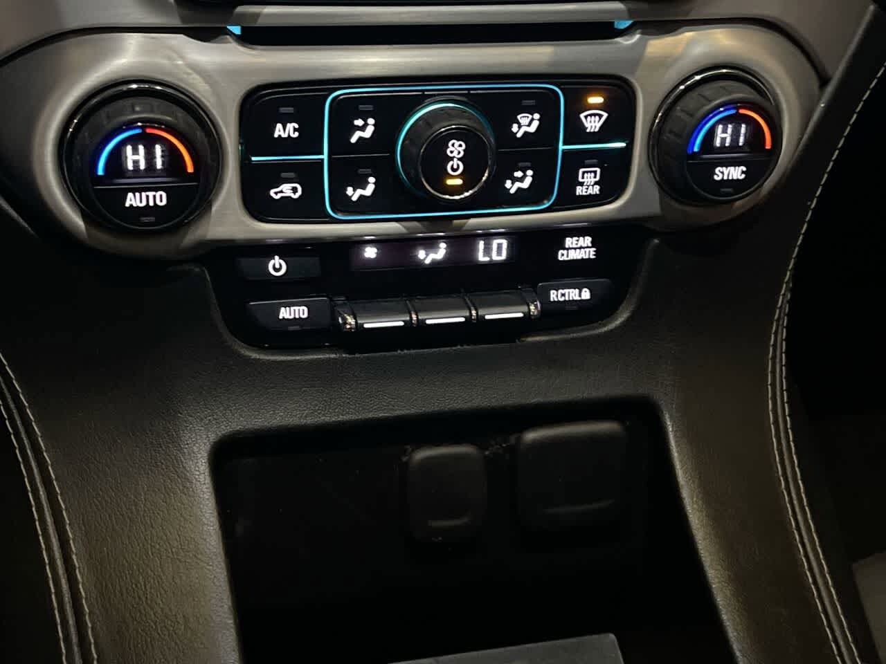 Thumbnail: 2017 GMC Yukon - 19