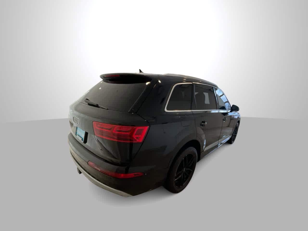 Thumbnail: 2019 Audi Q7 - 8