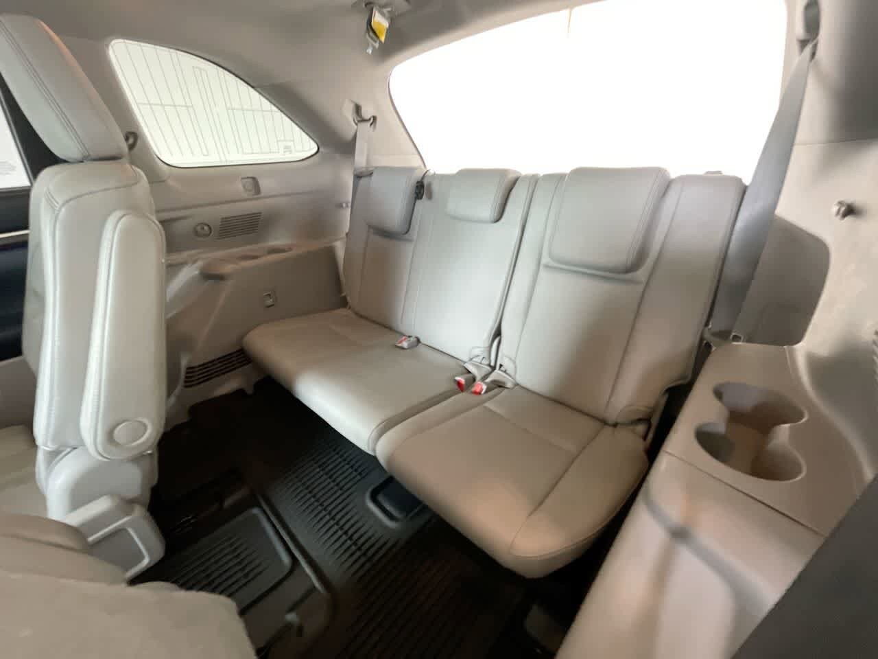 Thumbnail: 2014 Toyota Highlander - 24