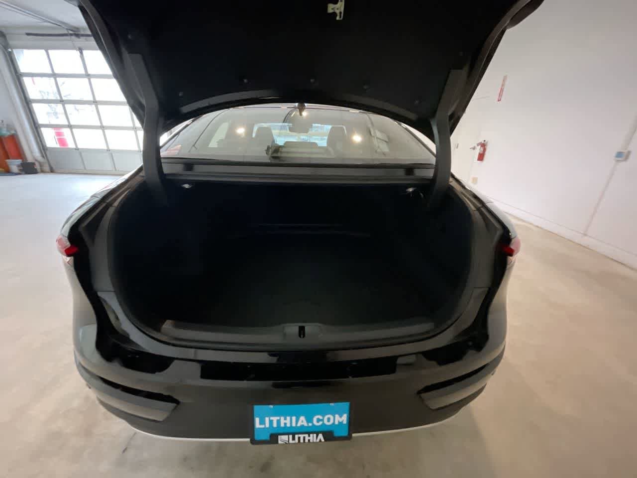 Thumbnail: 2026 Toyota Crown - 24