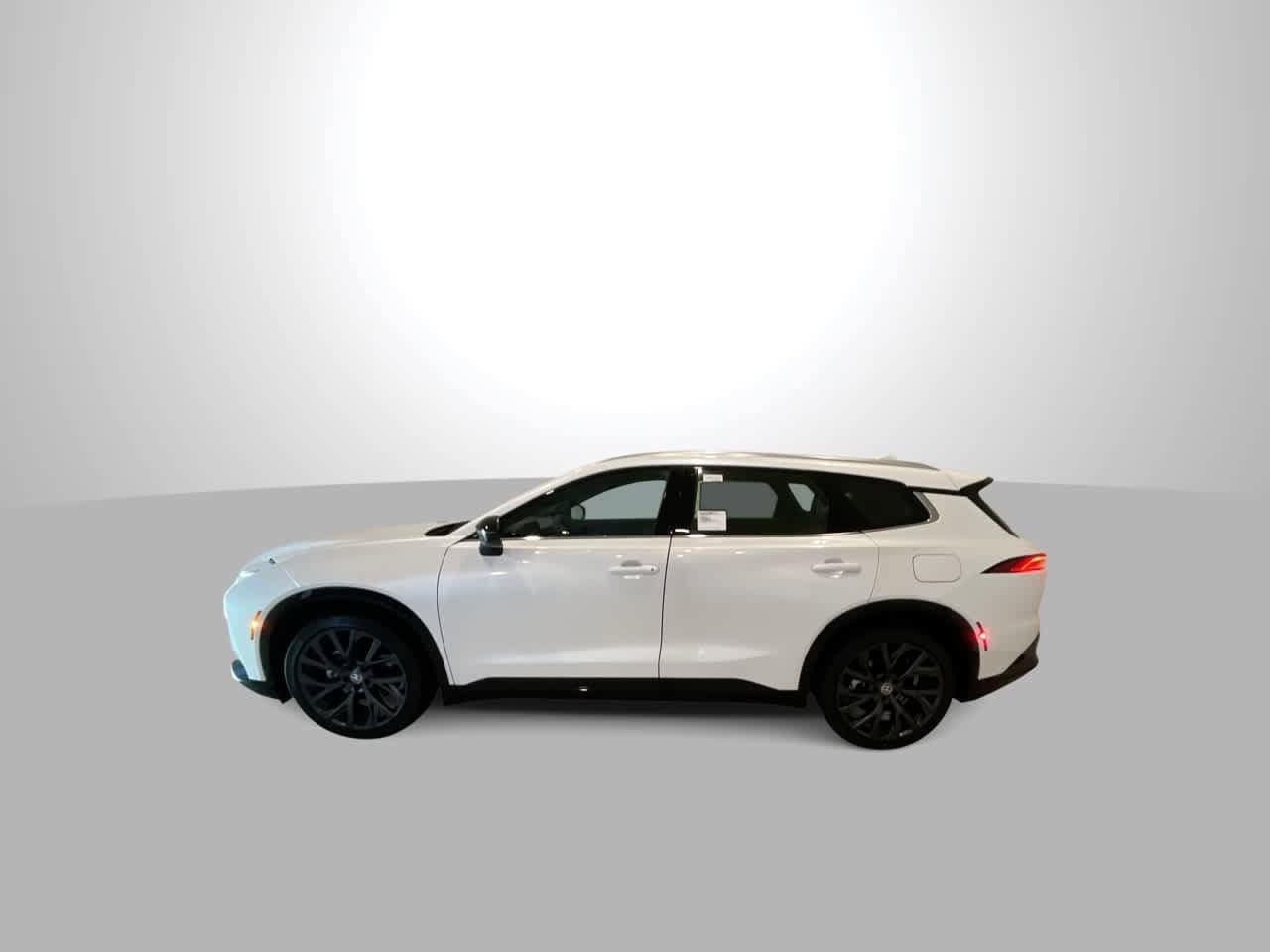 Thumbnail: 2025 Toyota Crown Signia - 5