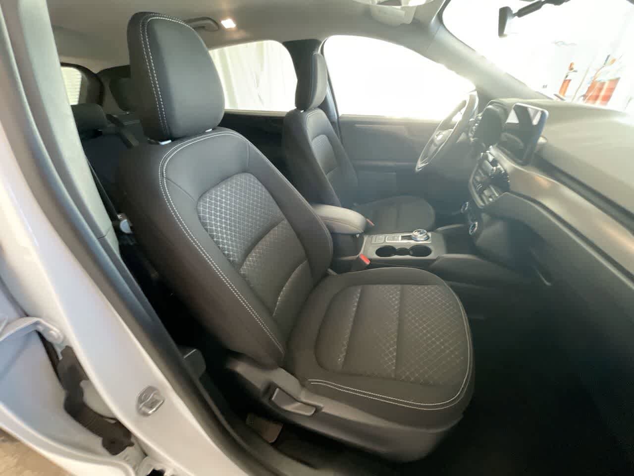 Thumbnail: 2025 Ford Escape - 24