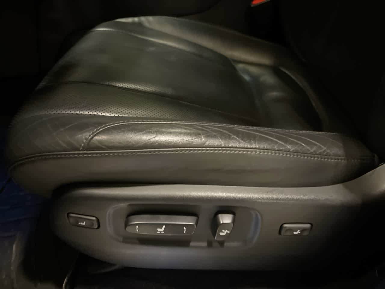 Thumbnail: 2017 Lexus LX - 12