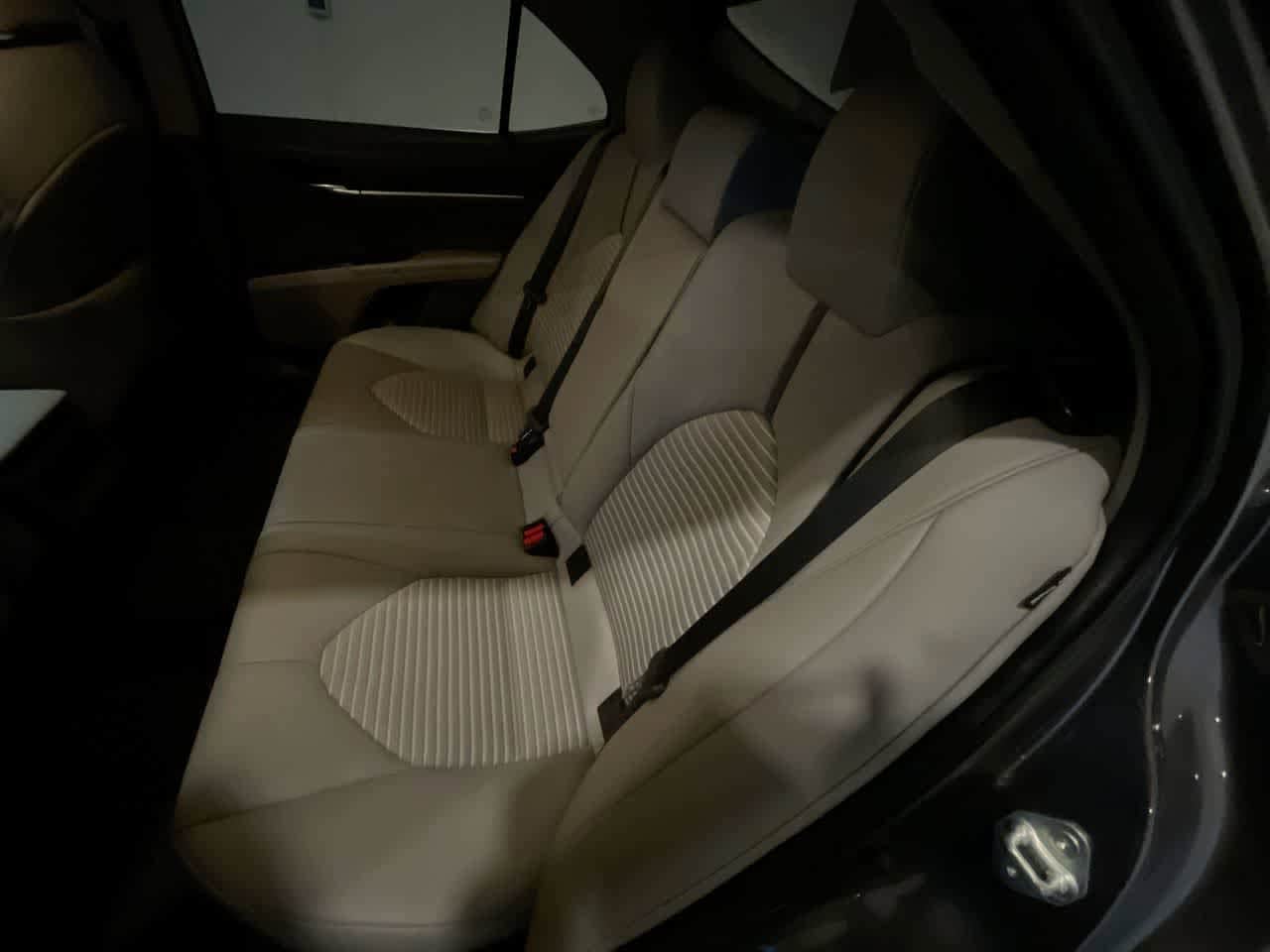 Thumbnail: 2022 Toyota Camry - 22